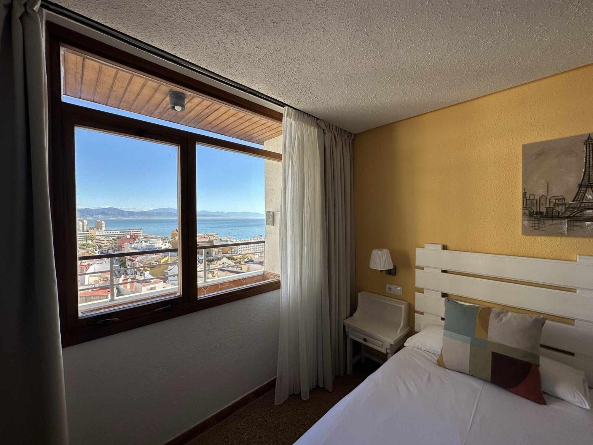 Apartamento Con Vista Al Mar En La Mitica Nogaler 토레몰리노스 외부 사진
